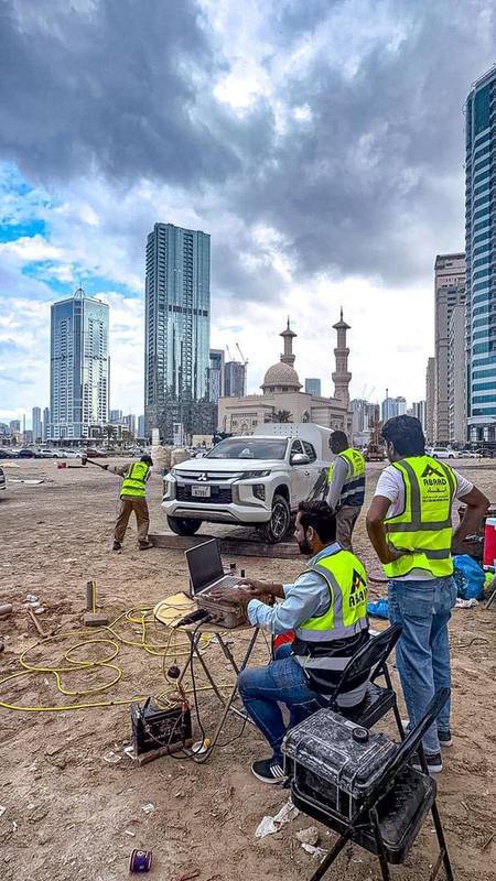 Downhole seismic parameter test with Sharjah skyline